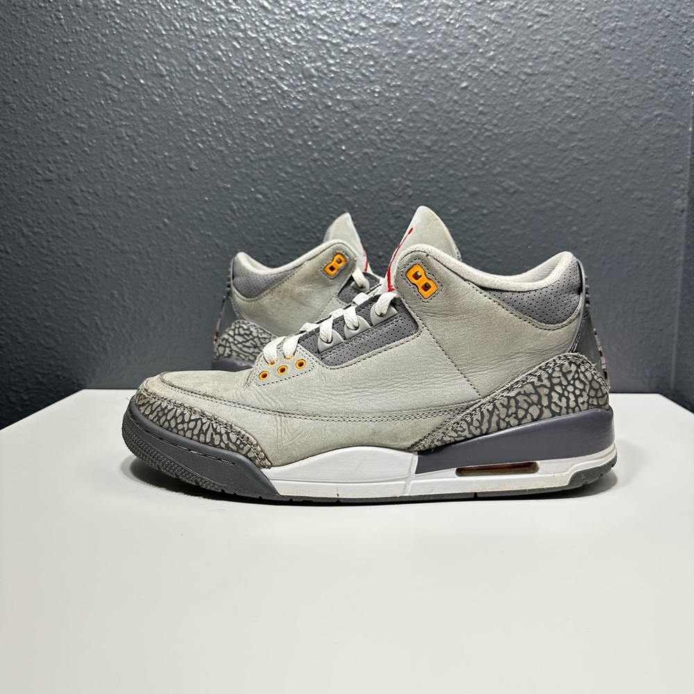 Air Jordan 3 Retro - Cool Grey 2021 - Size 10.5